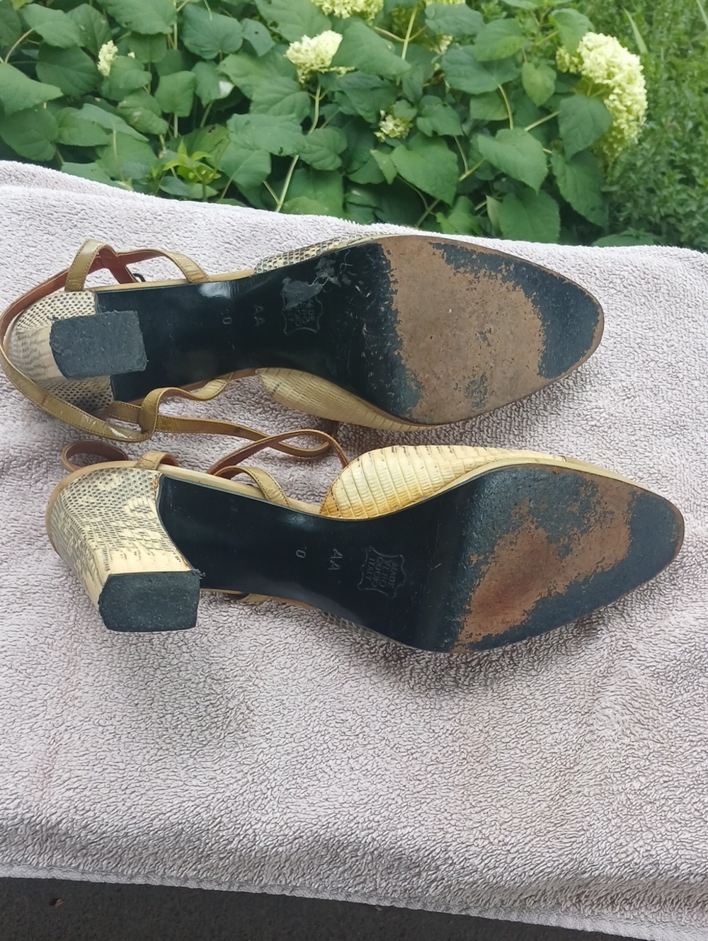 Vintage Yves Saint Laurent Leather & Snakeskin Slingback Heels, Size 10 AA - Picture 2 of 5